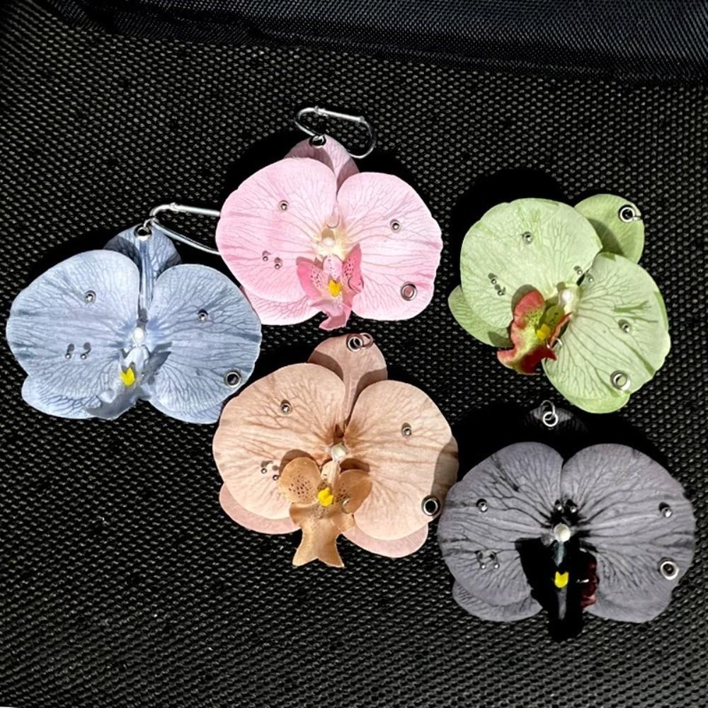 Dekorace na batoh Klíčenka s orchidejí Phalaenopsis Dárky Simulace Květinový přívěsek Taška