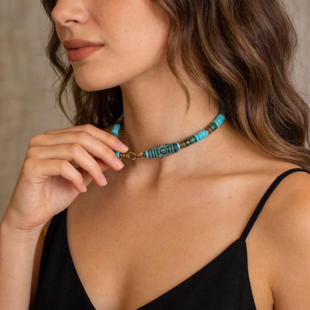 Collana Metallizzata Turchese con Perline e Design Geometrico per Uomo e Donna