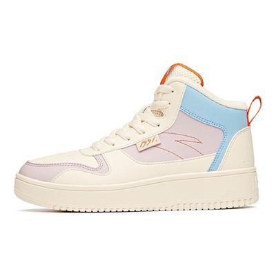Încălțăminte pentru femei – Adidaşi