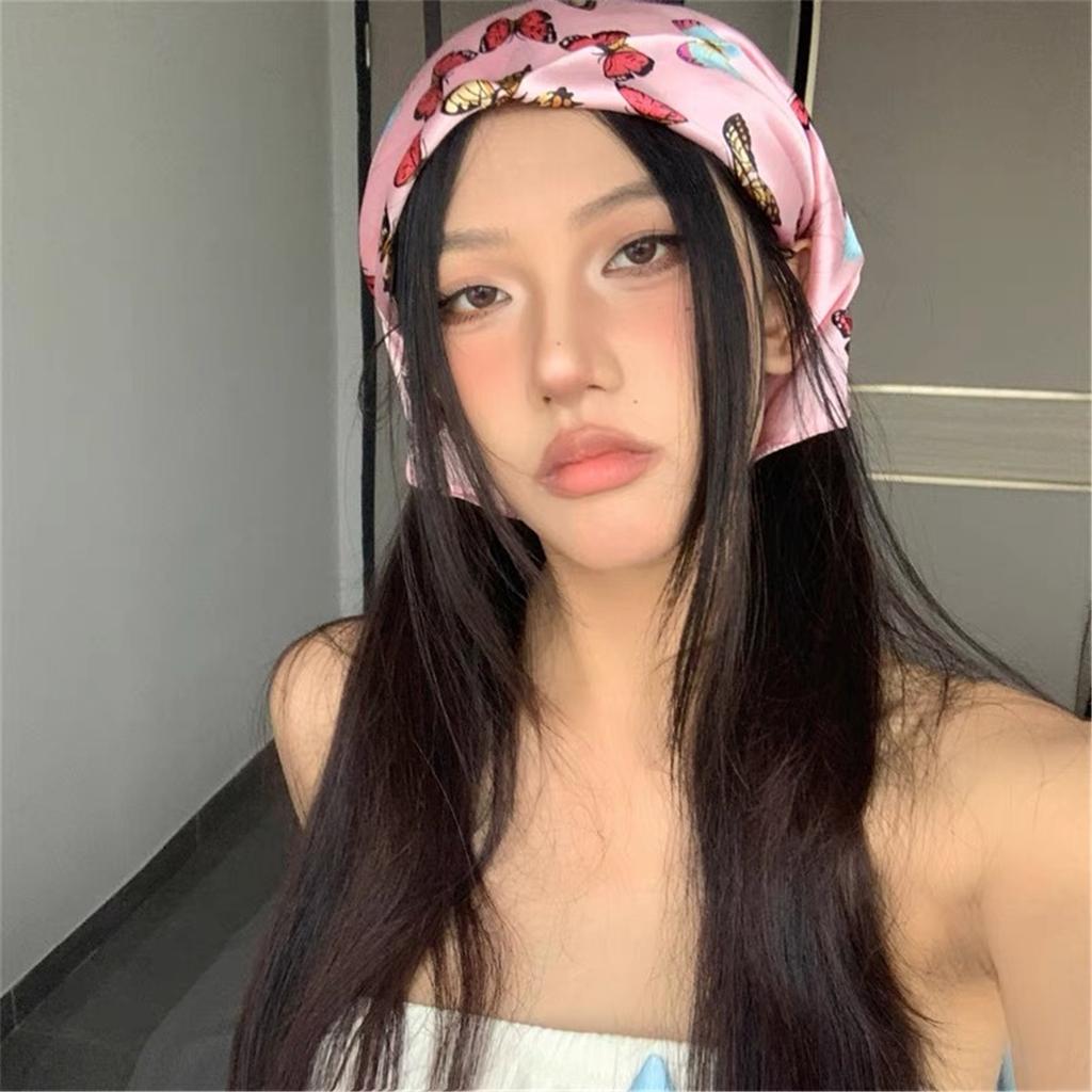 Trendy Silk Scarf with Butterfly Pattern Comfortable Neck Scarf Fashion Headwear for Daily Use Women Fashion Accessories