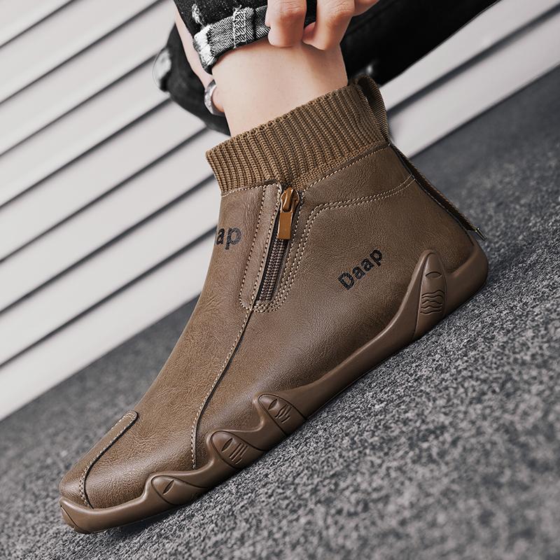 Fashion New Casual Shoes for Men Luxury Round Toe Men Ankle Boots Light Slip on Walking Shoes Outdoor Comfor Men High Top Sneakers