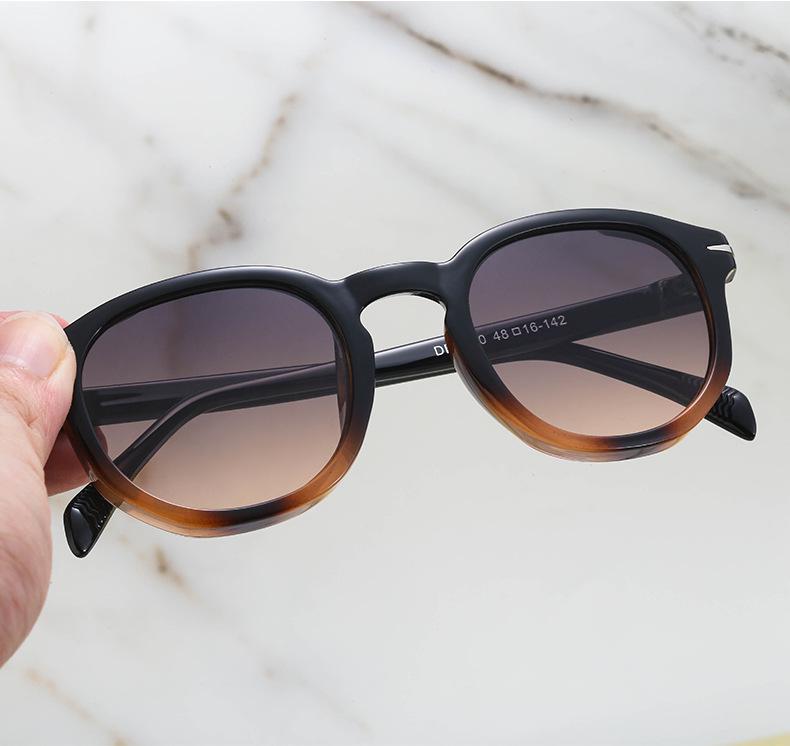 Trendy Retro Round Polarized Sunglasses for Men and Women - Stylish Small Frame Sun Protection