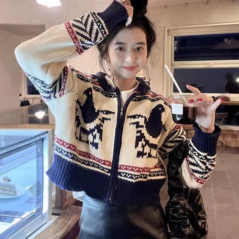 Korean version of the retro contrast color long-sleeved thick sweater, autumn and winter new lazy style short knitted cardigan jacket