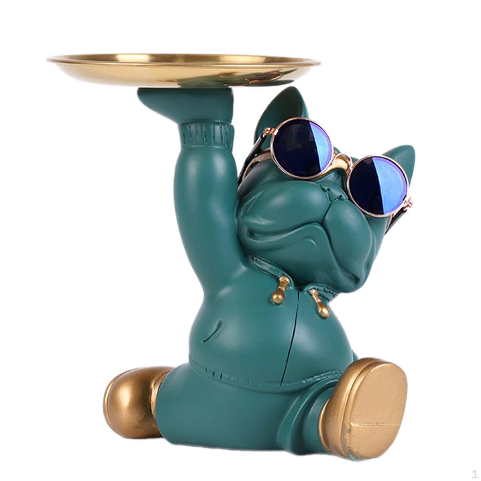 

Фигурка бульдога с подставкой для ключей - необычный декор для домашнего офиса