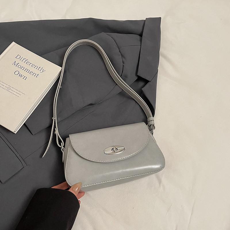 IELGY Trendy All-Match Small Square Bag Fashion One-Shoulder Casual Messenger Bag