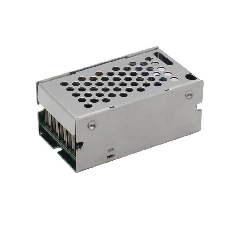 

Multi Port DC DC Converter, 12V/24V to 5V Automotive Power Adapter, 6A Output 1