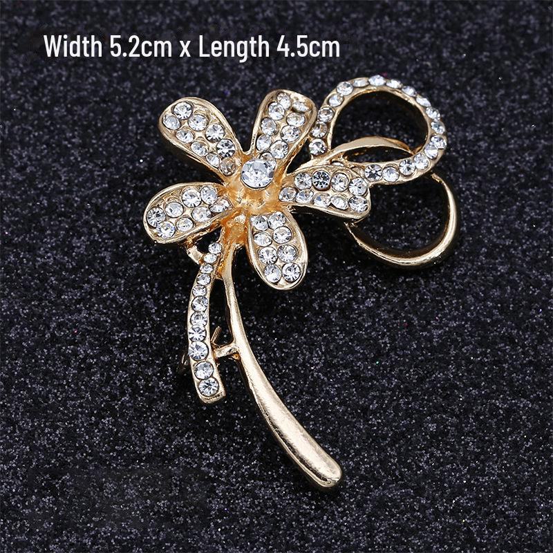 

«Элегантная женская брошь-заявление»: Модная булавка для шарфа или акцента на одежде.