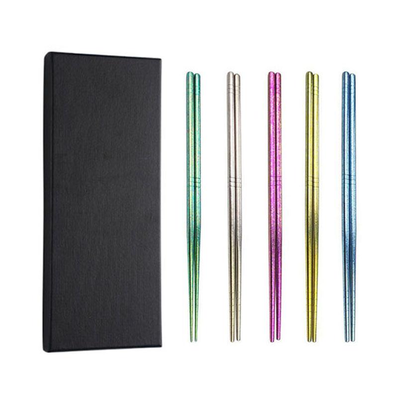

5 Pcs 23cm Pure Titanium Chopsticks With Gift Case 5 Color Luxury Family Tableware Set For Home Resturant Christmas New Year