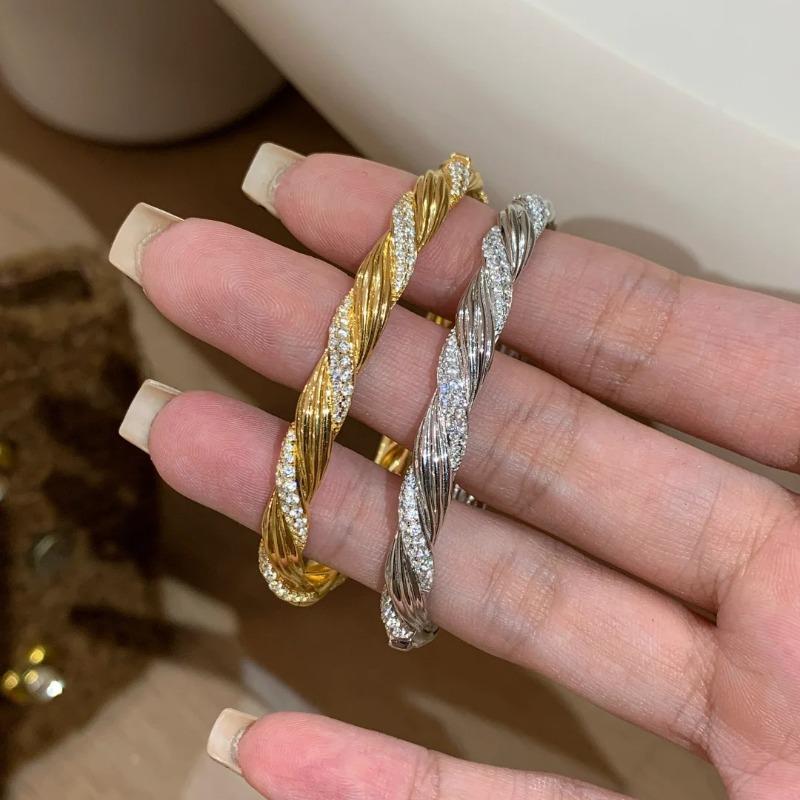 Creative Design Silver 925 Woven Spiral Bracelet Luxury Diamond Inlay Bangles for Women Exquisite Fashion Style Jewelry