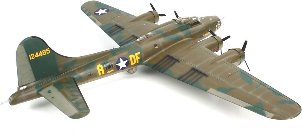 German Revell Memphis Belle Plastic Model 1/48 B-17F