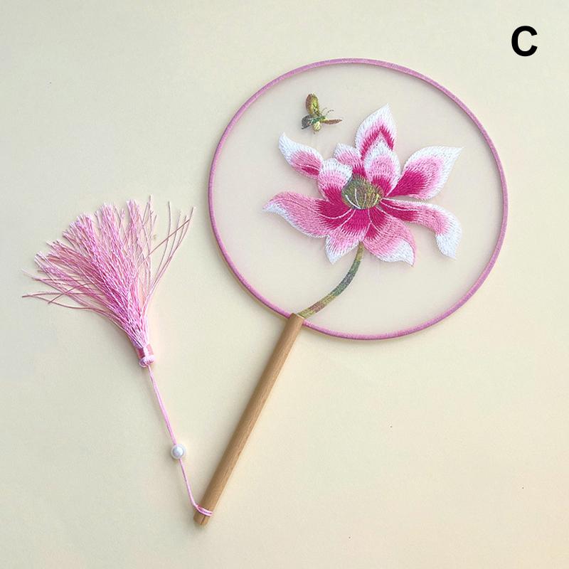 Chinese Ancient Style Round Fan Silk Embroidered Cheongsam Fan Dance Performance Photography Props Home Decor