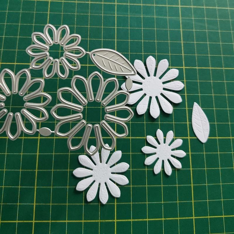 Flower Petal Metal Cutting Dies Handmade Crafts DIY Scrapbooking Embossing Supplies for Children Kids Girls Boys