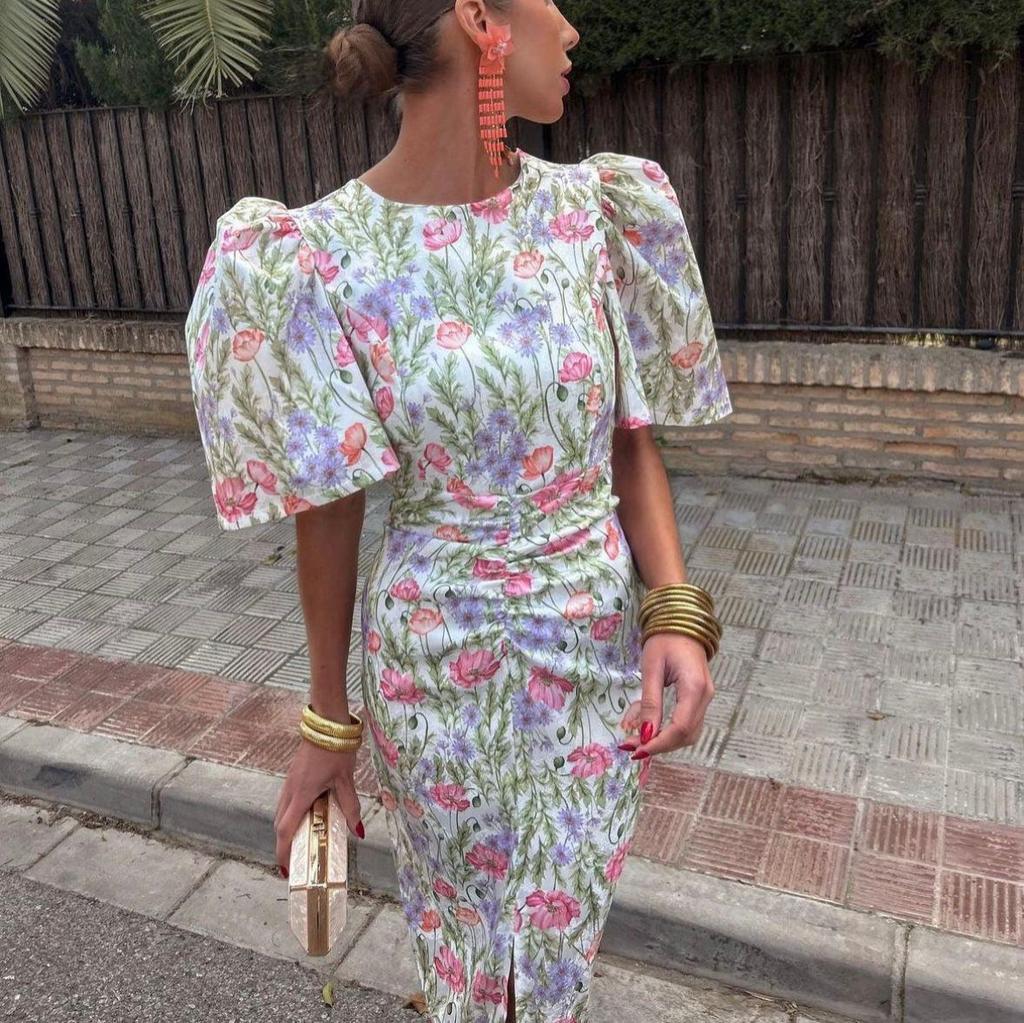 New summer bubble sleeve slim dress European and American fashion pleated dress