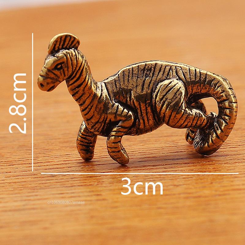 

Маленькая винтажная статуэтка динозавра юрского периода из цельной латуни, украшения для офисного стола, чайный питомец, поделки, фэн-шуй, миниатюры