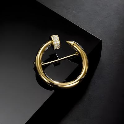 Delicate Nail Brooch, High-End Female Design Sense, Niche Temperament, Suit Corsage Pin, Anti-Light Buckle, Versatile Accessories