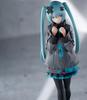Project Sekai der Film: Eine zerbrochene Welt und Miku, die nicht singen kann Luminasta: Hatsune Miku Figur aus der Welt der geschlossenen Fenster