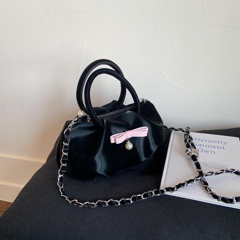 

Нишевая сумка женская новая летняя универсальная сумка-мессенджер портативная плиссированная сумка-облако чёрный