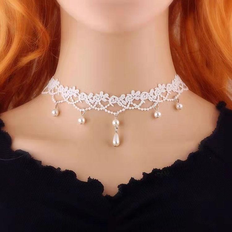 European And American Gothic Lace Collarbone Chain Women's Choker Simple Black Punk Accessory Collar