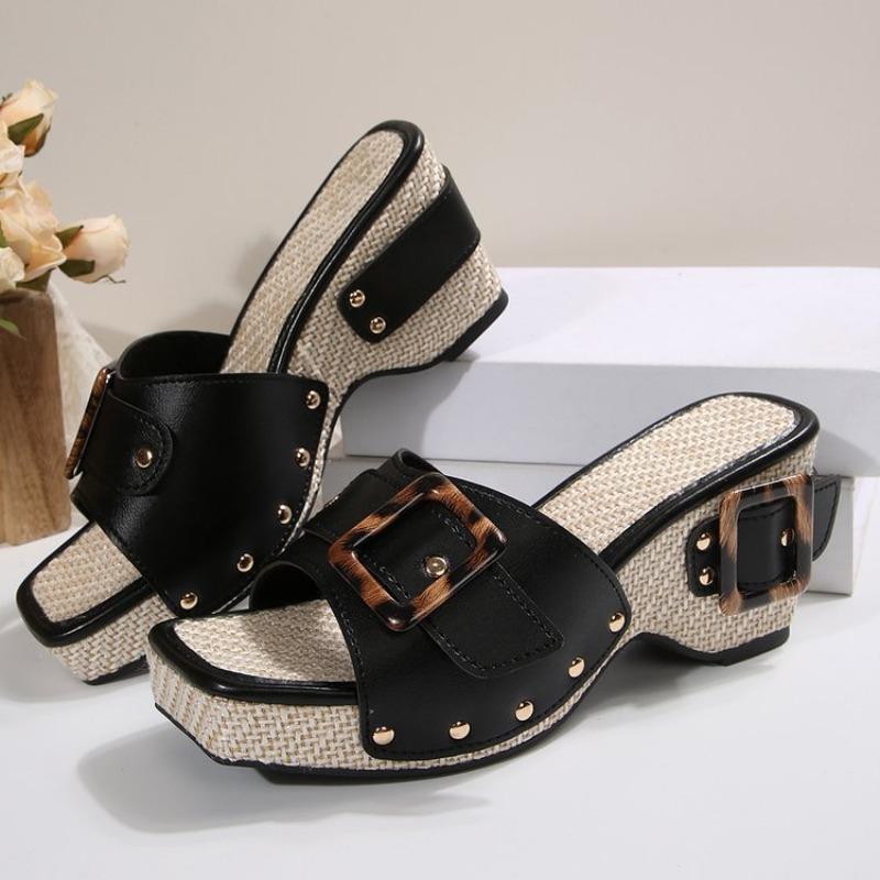 New Women's Shoes Thick-heeled Slippers One-strap Beach Flip-flops Devotion