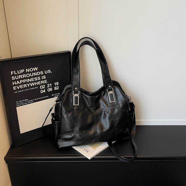Retro old tote bag shoulder underarm bag