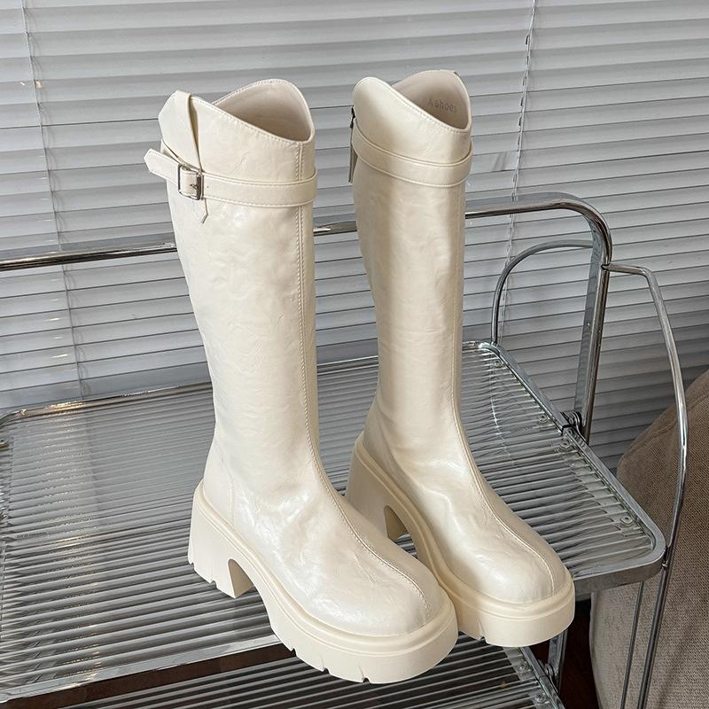 

In the autumn and winter of 2025, the new small long boots will not drop the knight boots, but the knee thickness will increase the height of 40