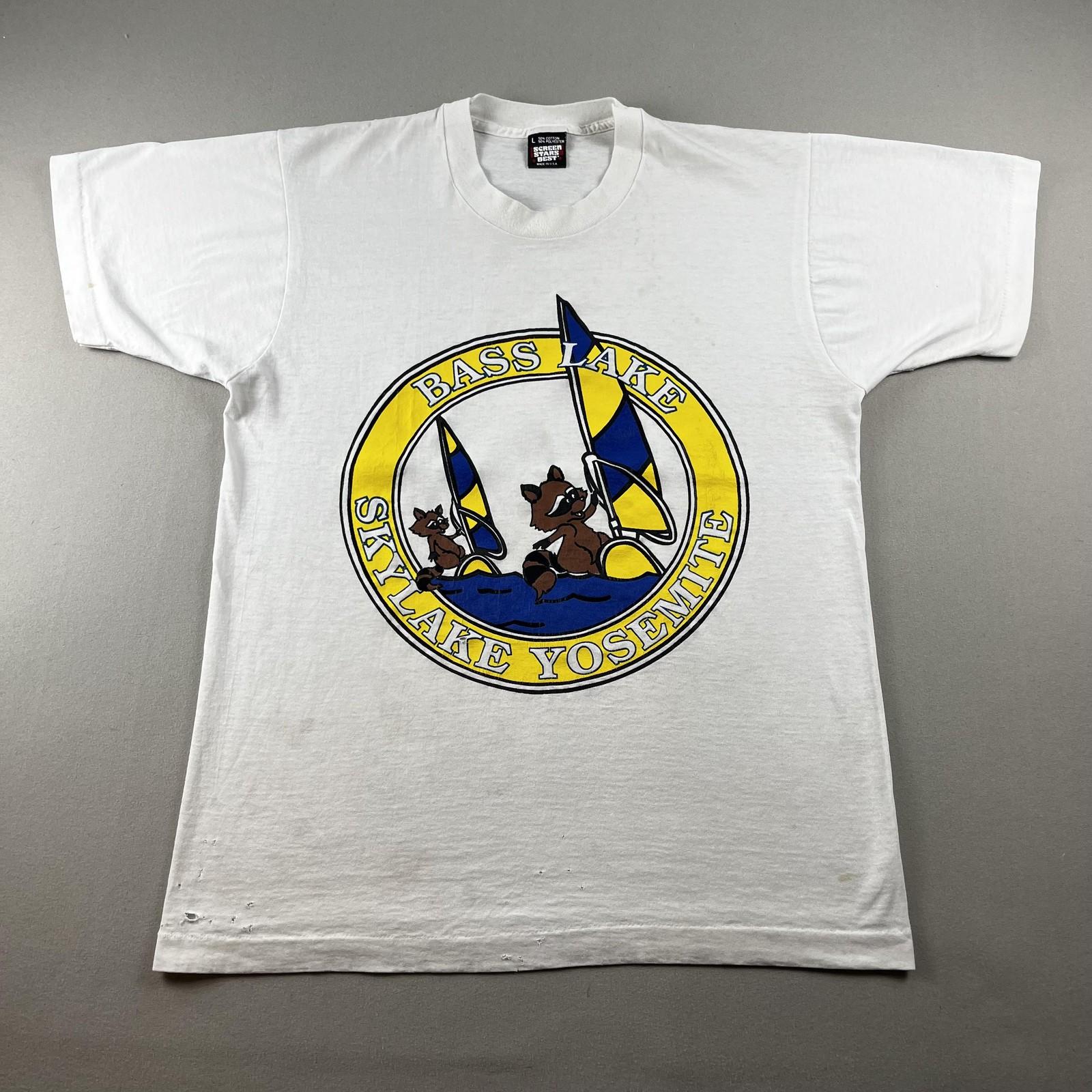 Vintage Bass Lake Skylake Yosemite Shirt Mens Medium White Raccoon Sailboat 80s M