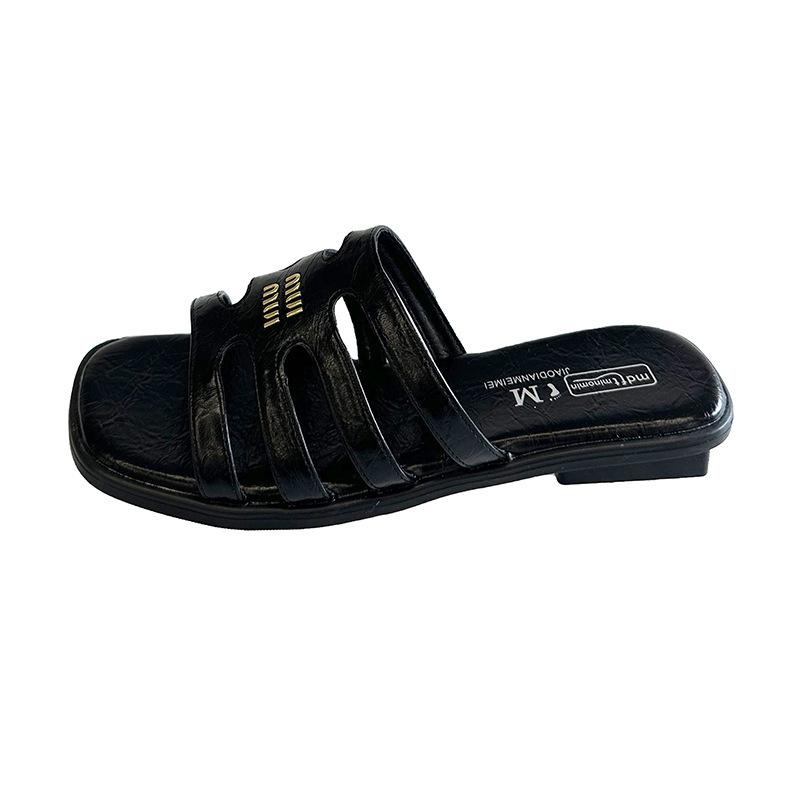Casual Flat Sandals Silver Word New Small Beach Shoes French 2025 Outer Wear Hollow Summer Cool Slippers Women