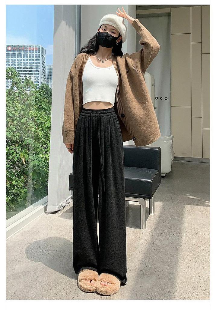 Women's White Drapey Velvet-Lined High-Waist Loose Wide-Leg Trousers - Autumn/Winter Collection