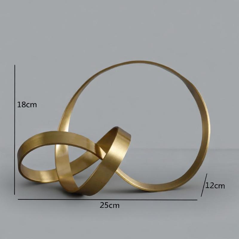 Jednoduchý kovový zlatý dutý kroucený umělecký ornament Nepravidelný obývací pokojový ornament Stolní dekorace Severské domácí dekorační doplňky