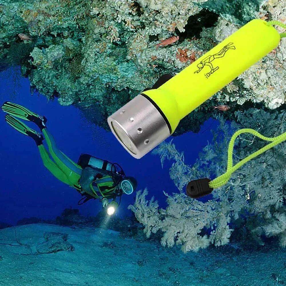 Hole Diving LED Magnetic Flashlight Waterproof Underwater Flashlight Diving Lamp  Home Outdoor