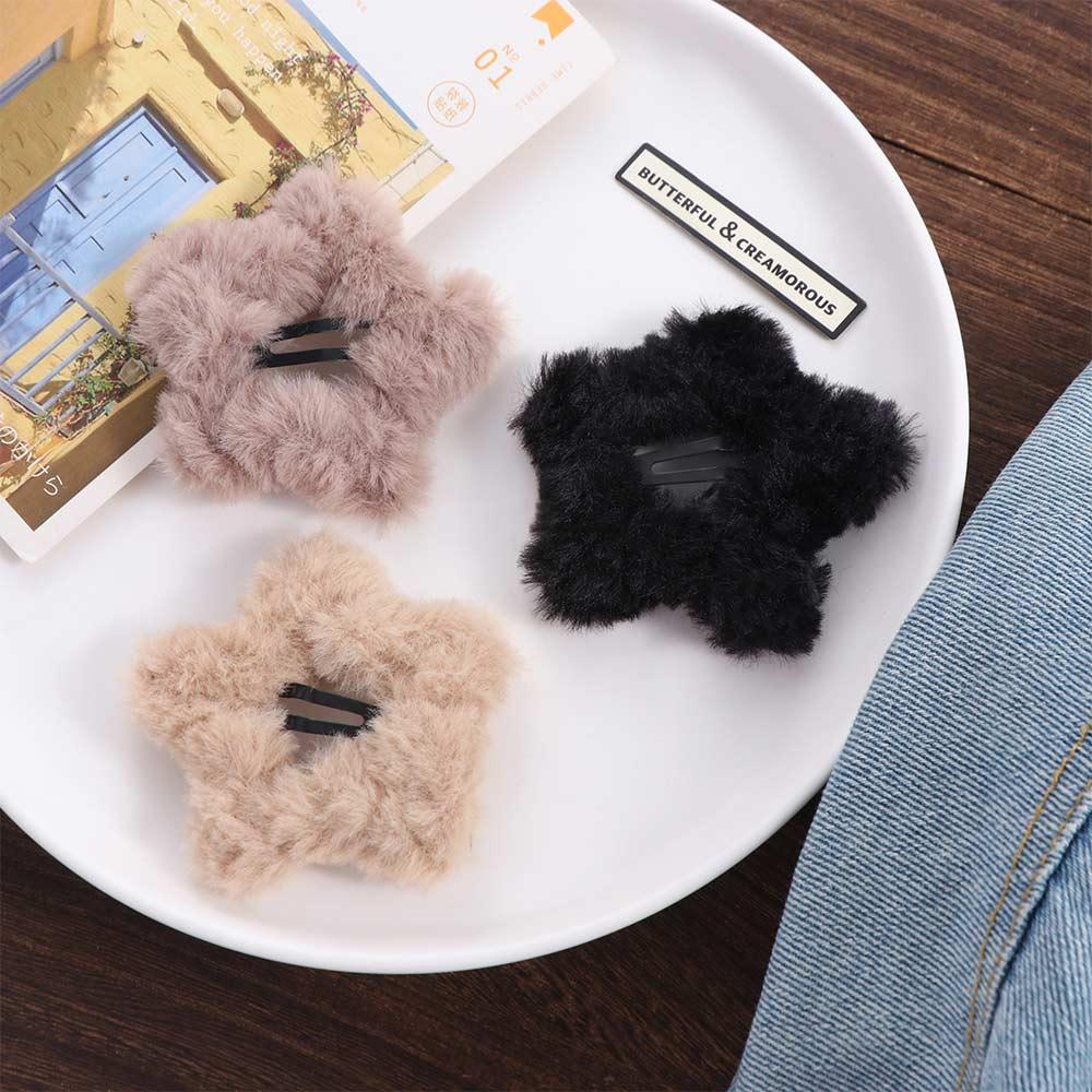 

Coffee Plush Star Hair Clip Korean Style Maillard Hollowed Bangs Clip Winter чорний