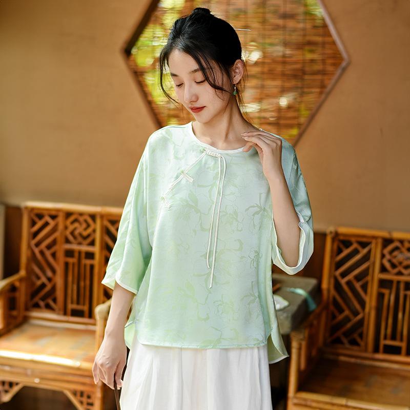 

Johnature Женские винтажные жаккардовые футболки с круглым вырезом и семью рукавами, летние свободные женские футболки на пуговицах в китайском стиле XXL светло-зеленый