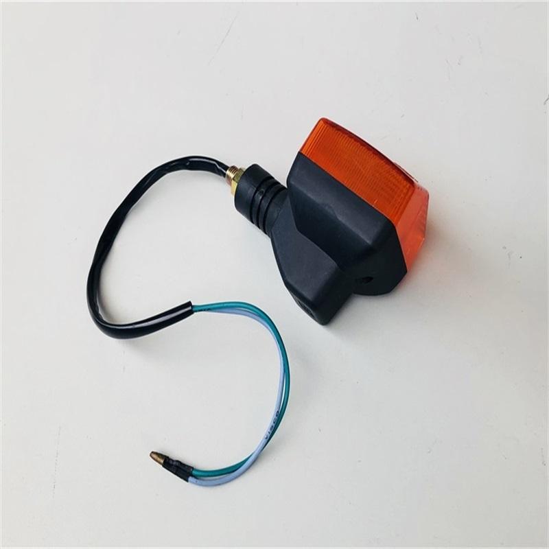 Universal Motorcycle Turn Signal Light Blinker Bulb 12V 10W Amber For CBT125 CBT150 CBT 125 150 125CC