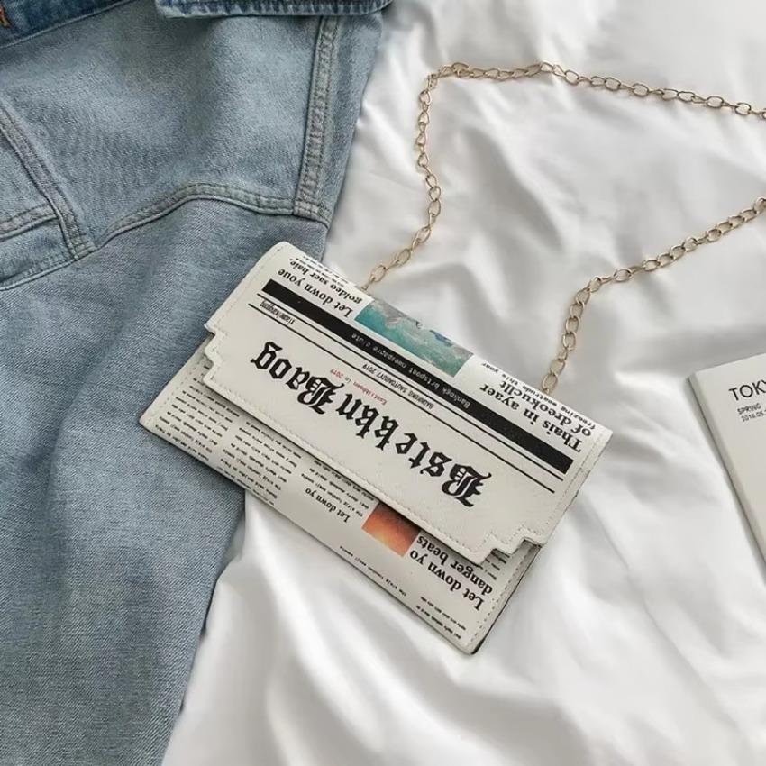 Diagonal Cross Bag for Women Retro Style Chain Bags Girl Temperament Package Gift Creative Fashionable Korean Version Versatile