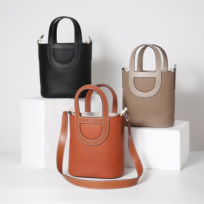 Dámská kabelka přes rameno z pravé kůže, vrchní vrstva, košík na zeleninu, kbelík