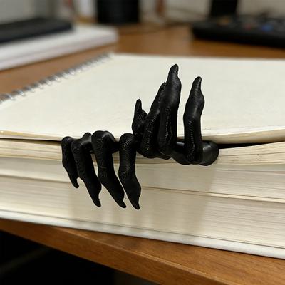 Upiorny Kostny Palec Zakładka Zabawna Horrorowa Zakładka dla Czytelników Realistyczny PLA Wystrój Prezent na Halloween i Miłośników Książek Fajny Dodatek do Biurka