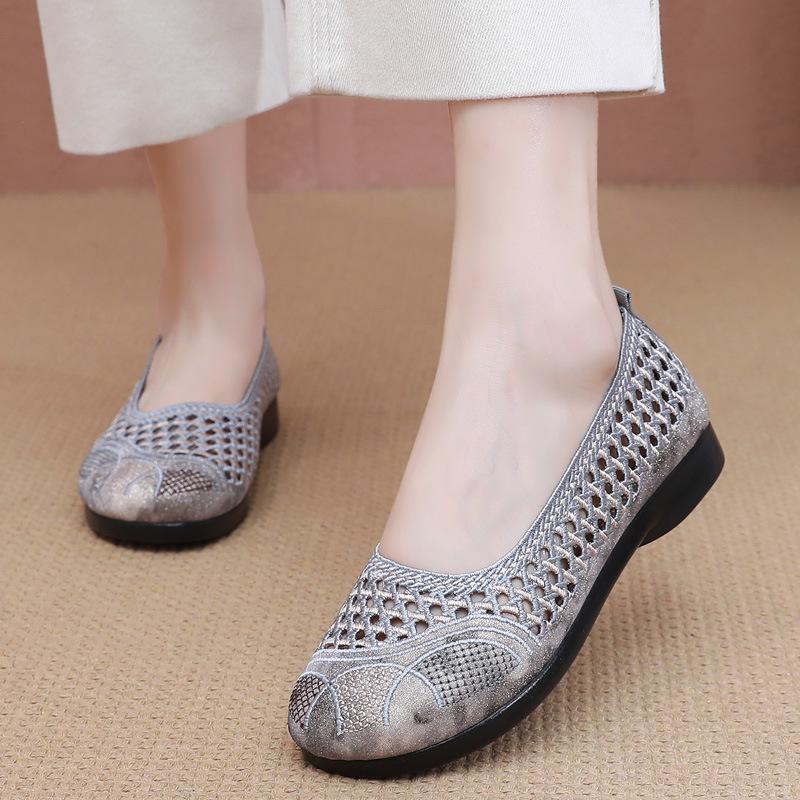 Damskie lekkie letnie buty z siateczki - Wygodne i oddychające płaskie sneakersy dla kobiet w średnim wieku i starszych w stylu Starego Pekinu