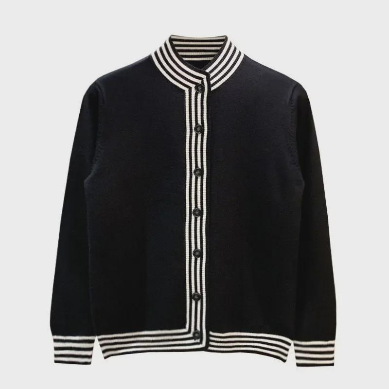 Pánský trendy pruhovaný černobílý kardigan se stojáčkem: Evropský a americký podzimní styl svetr