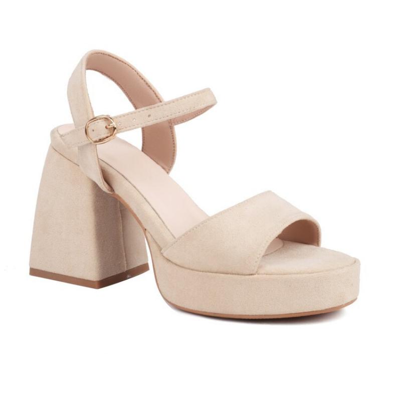 

Нові літні жіночі босоніжки на високих підборах і платформі, на товстому каблуці 32 бежевий