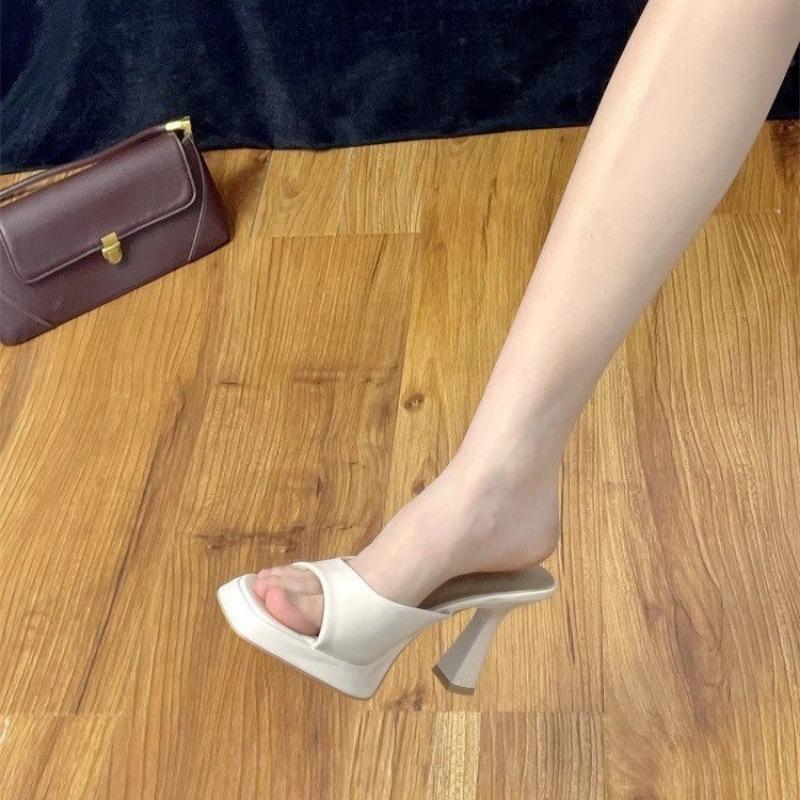 

Водонепроницаемый стол нюдовые туфли на высоком каблуке женские новые тонкие каблуки крутые шлепанцы ретро квадратный носок сандалии 40 слоновая кость