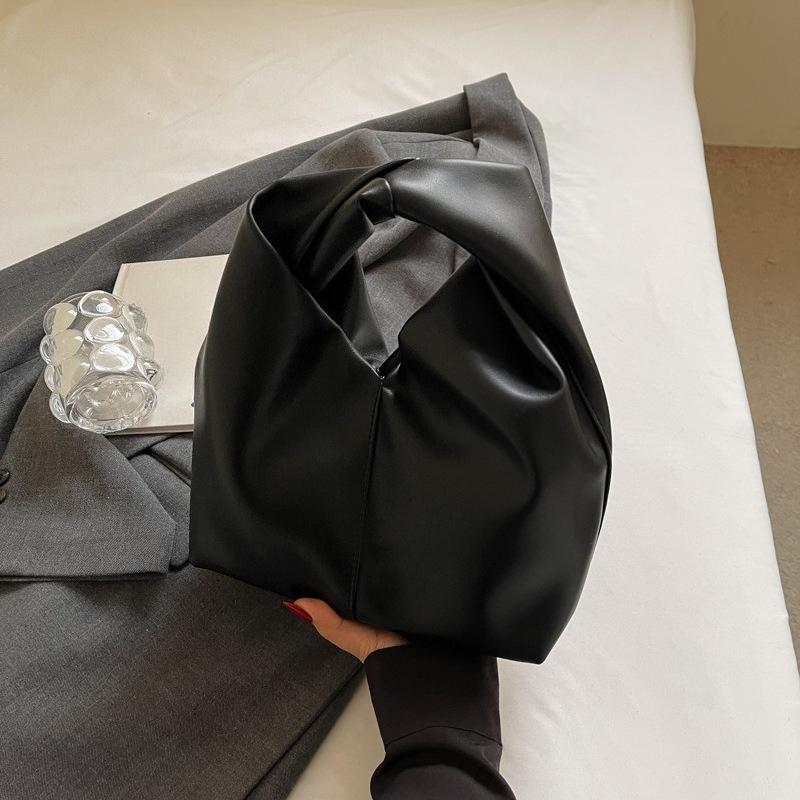 Casual Cloud Bag - Commuting Style Women's Bag - Personalized Simple Handbag