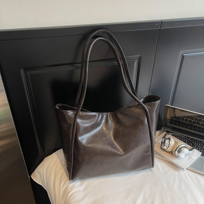 Large-capacity Bag Women's Autumn and Winter Versatile 2025 New Soft Leather Shoulder Bag High-quality Texture Commuter Tote Bag