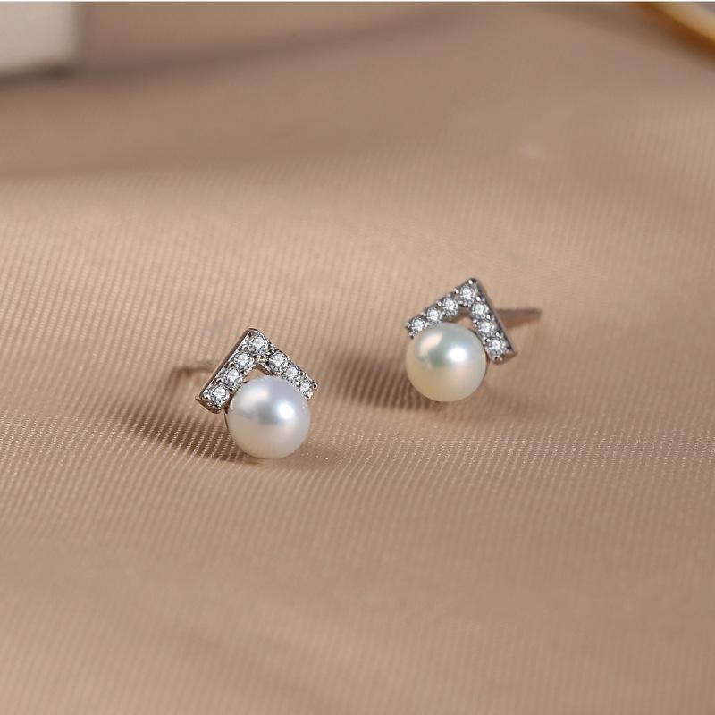 

Bao Yilong S925 Silver Butterfly & Flower Pearl Earrings - Korean Style Studs for Women 925 Silver