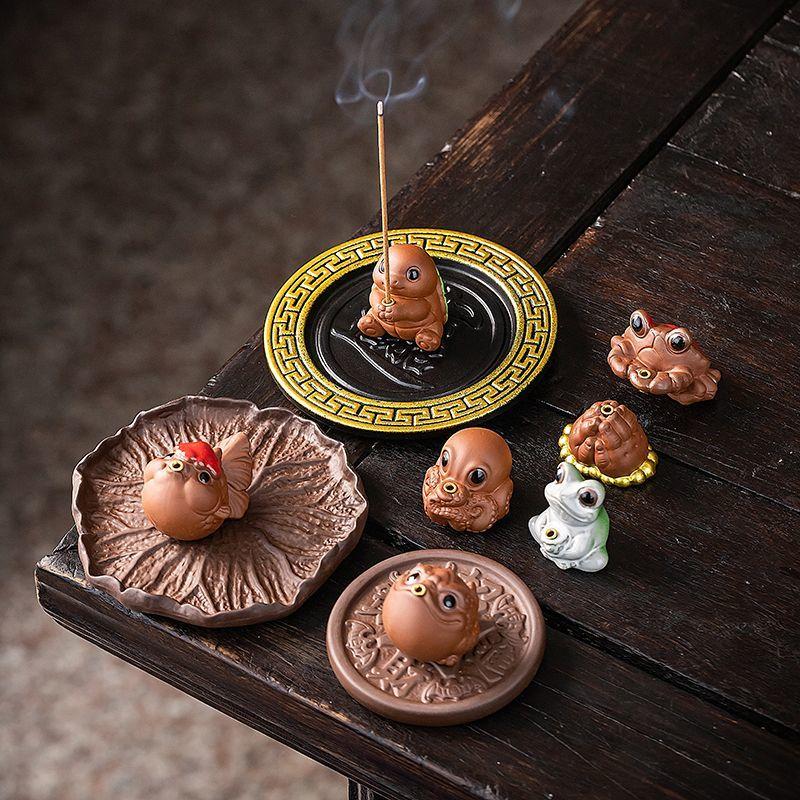 Lucky Purple Sand Small Goldfish Line Incense Burner, Household Indoor Insert Seat Zen Tea Room Desktop Incense Burner Ornament