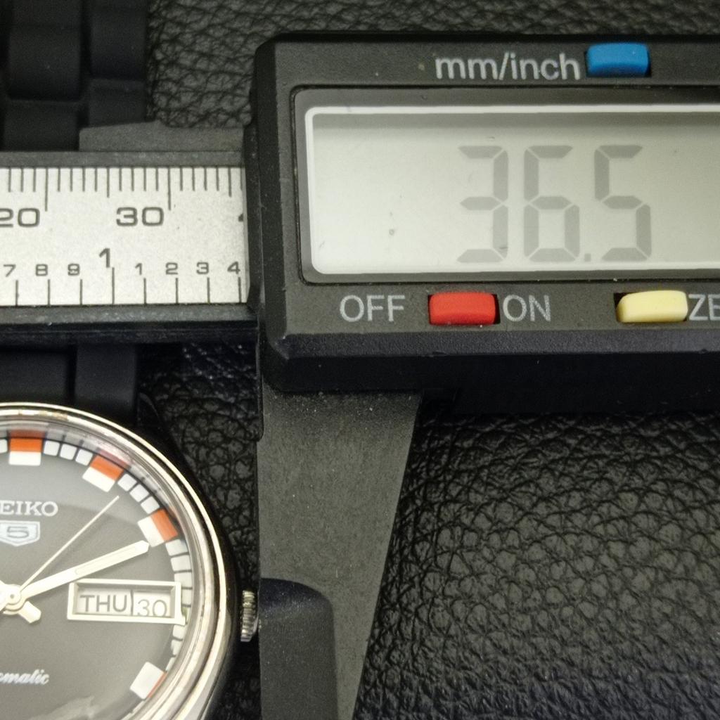 Seiko 5 AUTOMATIC 6309A VINTAGE JAPAN MENS BLACK COLOR DIAL WATCH A701523-5 R206b-a701523