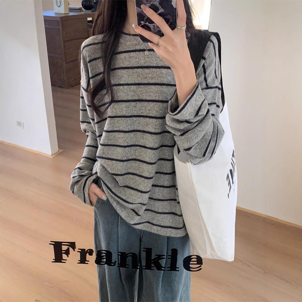 Grey striped long-sleeved T-shirt women's early autumn new Korean lazy style loose and thin age-reducing casual crew neck top