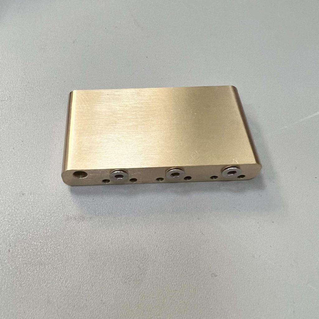 Pure Copper Base Electric Guitar Bridge with Stainless Steel Components