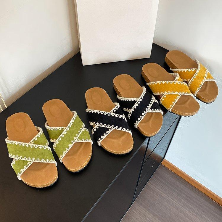 Large Size Slippers French Retro Style Cross Belt Flat Bottom Cool Slippers Women's Casual Versatile Beach Cool Slippers