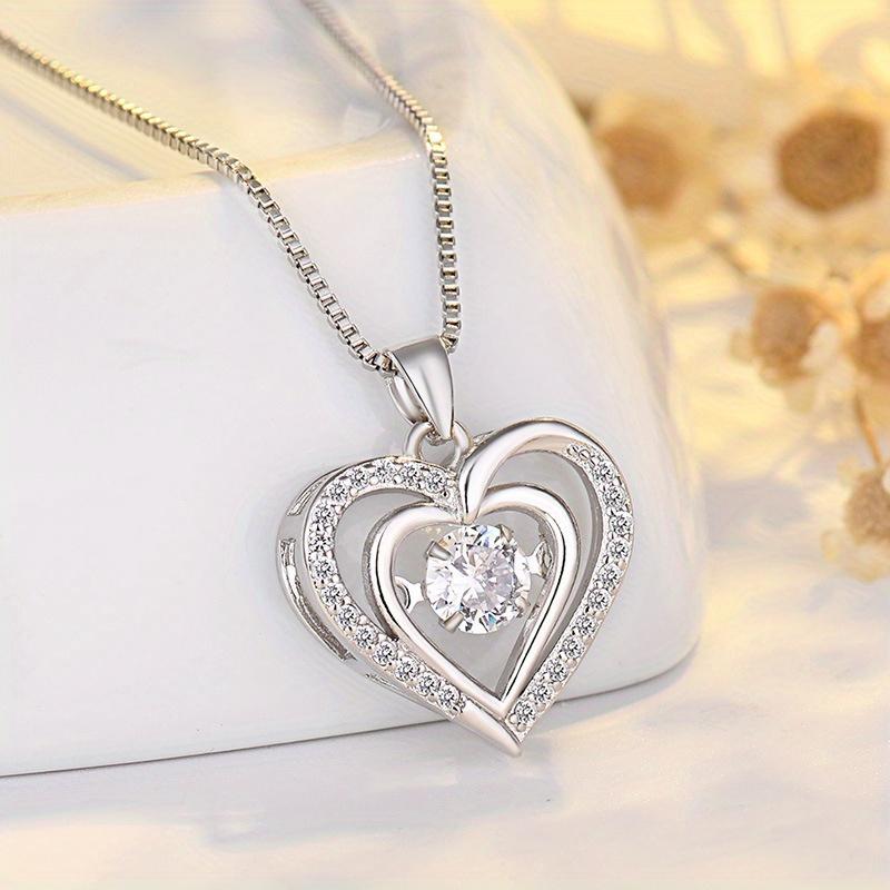 Pure silver heart-beating heart-shaped pendant, high-quality design, exquisite holiday gift