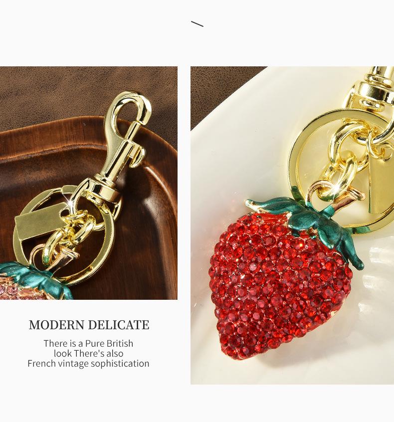 European & American Diamond Strawberry Pendant Metal Keychain